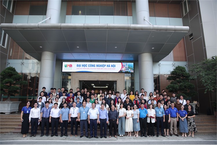Thư viện đồng hành cùng học viên cao học: Hướng dẫn khai thác tài nguyên thông tin phục vụ học tập và nghiên cứu