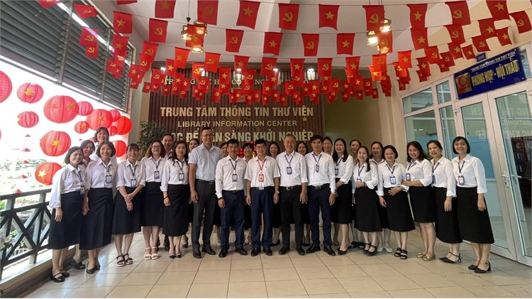 Hội nghị Viên chức, người lao động năm 2025 của Trung tâm Thông tin – Thư viện: Đổi mới tư duy, nâng cao chất lượng, khẳng định vai trò trung tâm tri thức