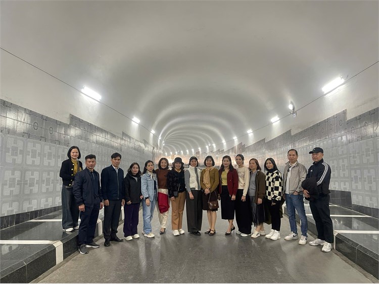 Chi bộ Trung tâm Thông tin – Thư viện, Trường Đại học Công nghiệp Hà Nội tổ chức sinh hoạt thực tế tại Phú Thọ – Sơn La, tăng cường giáo dục truyền thống và bồi dưỡng lý tưởng cách mạng