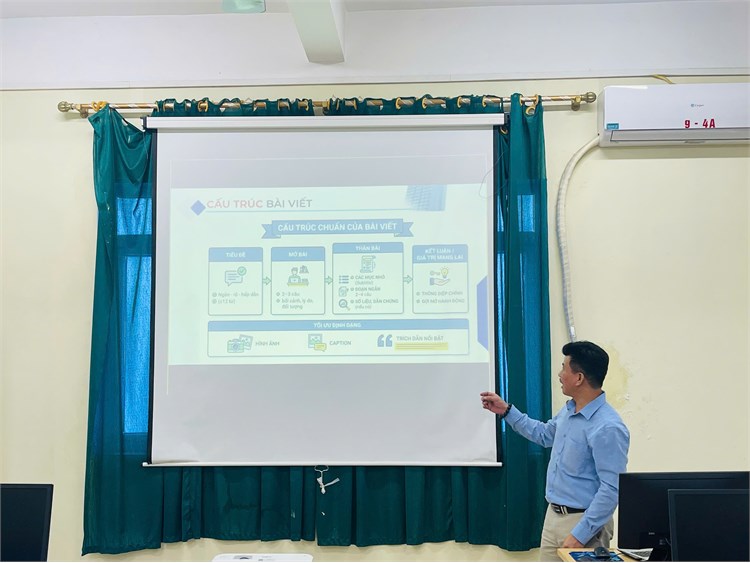 Thư viện Đại học Công nghiệp Hà Nội: Tập huấn “Xây dựng nội dung chuyên mục ‘Góc tư vấn’ bằng các công cụ AI”