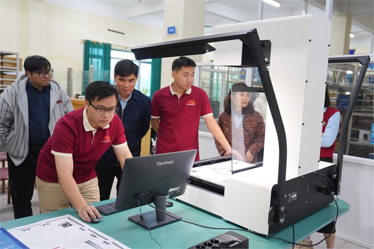 Đầu tư trang thiết bị hiện đại – Thư viện Đại học Công nghiệp Hà Nội đáp ứng yêu cầu chuyển đổi số trong giáo dục đại học