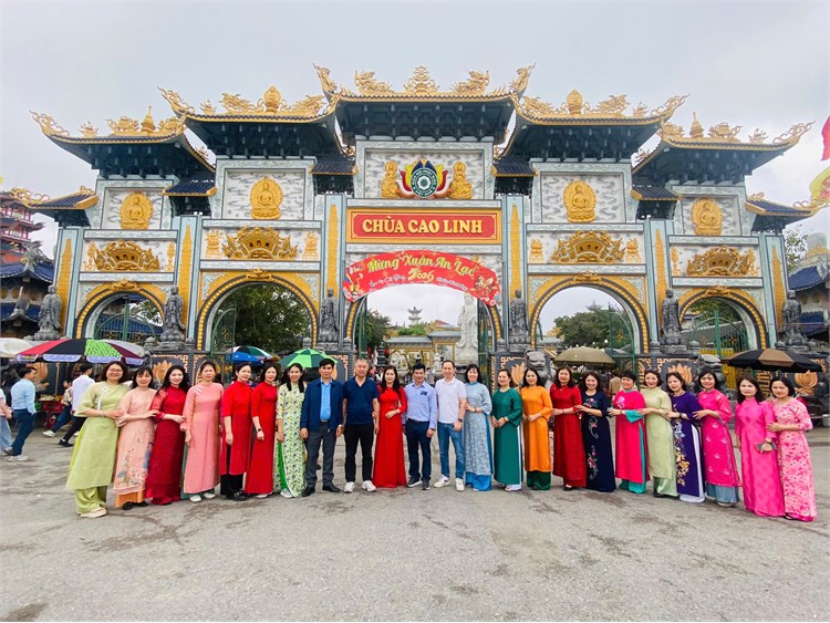 Học tập đầu năm từ mạch nguồn lịch sử – văn hóa dân tộc: Trung tâm Thông tin – Thư viện tham quan, nghiên cứu thực tế tại Hải Phòng