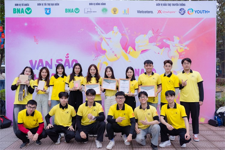 CLB SÁCH VÀ HÀNH ĐỘNG ĐẠI HỌC CÔNG NGHIỆP HÀ NỘI (BAH) THÔNG BÁO TUYỂN THÀNH VIÊN MỚI: Lan tỏa văn hóa đọc – Kết nối tri thức – Hành động vì cộng đồng