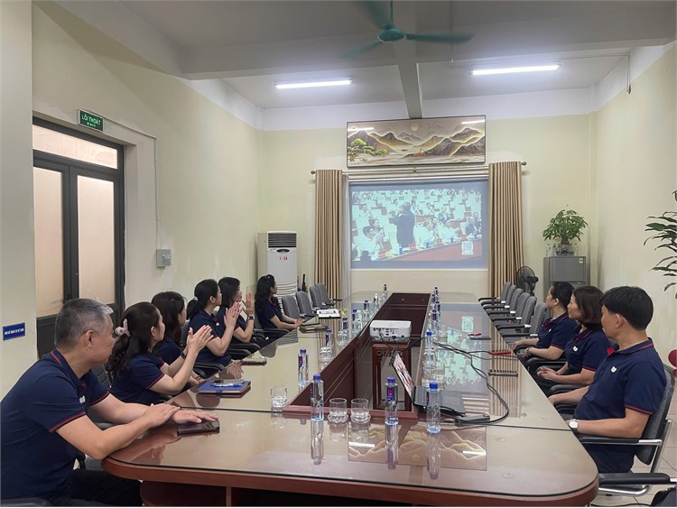 Chi bộ Trung tâm Thông tin – Thư viện nghiêm túc học tập, quán triệt Nghị quyết Hội nghị Trung ương 2 khóa XIV