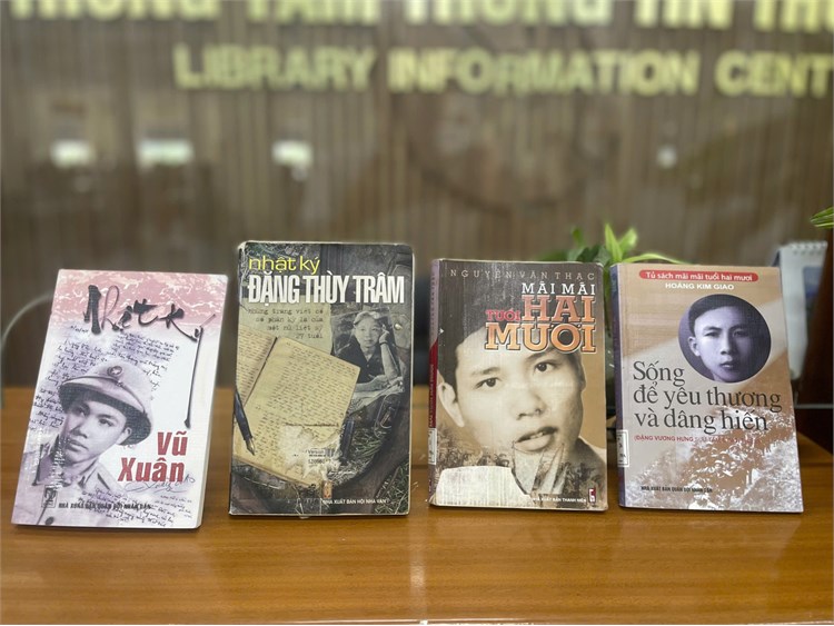 Tháng Bảy – Khắc ghi đạo lý “Uống nước nhớ nguồn”, gìn giữ ký ức dân tộc trong từng trang sách