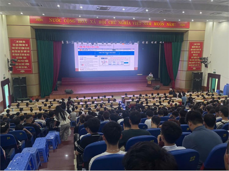 Thư viện HaUI đồng hành cùng tân sinh viên K21 hình thành năng lực khai thác thông tin