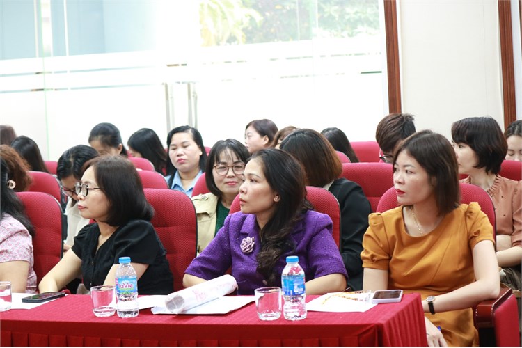 Thư viện Đại học Công nghiệp tham dự Hội thảo khoa học “Quản lý chất lượng trong các Thư viện đại học ở Việt Nam”