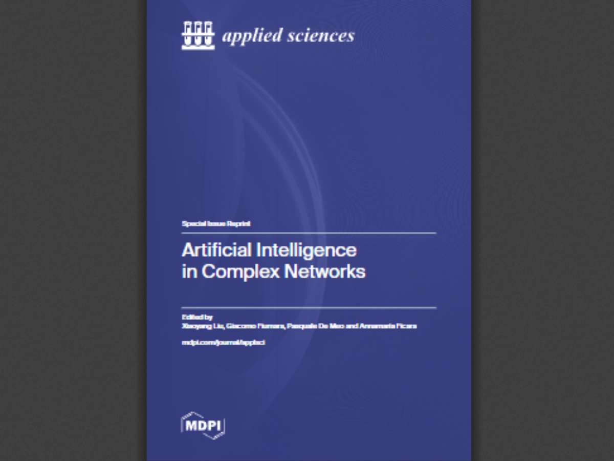 Artificial Intelligence in Complex Networks