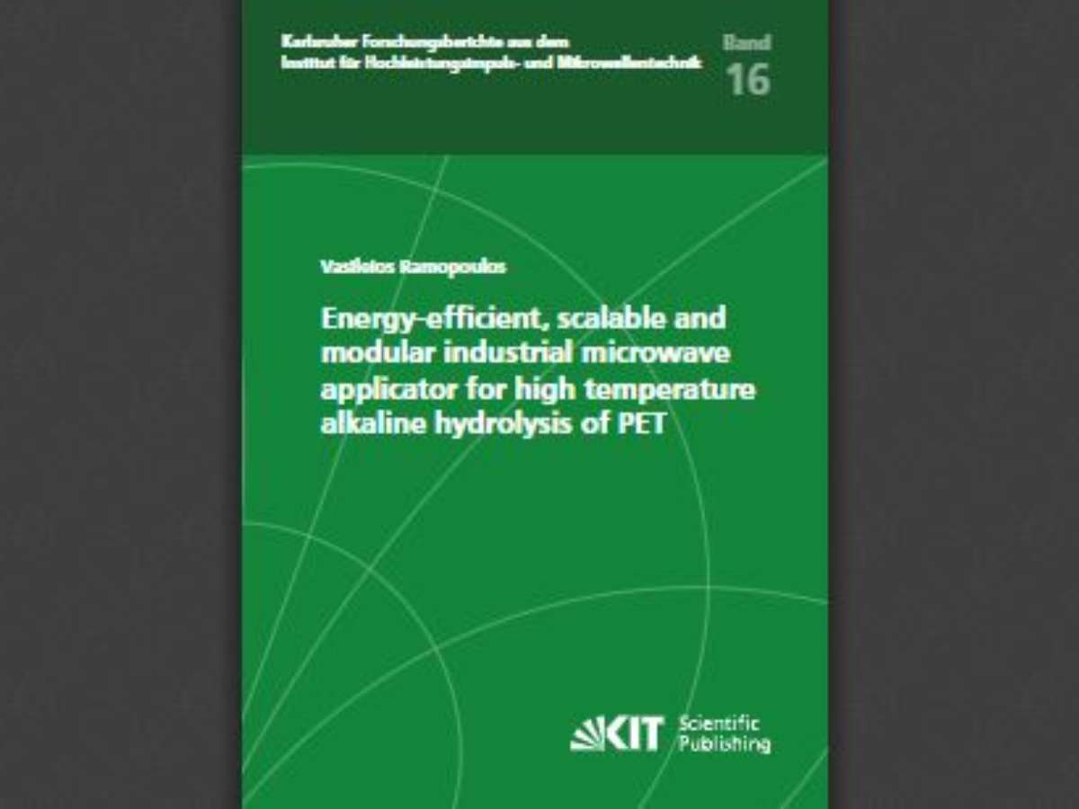 Energy-efficient, scalable and modular industrial microwave applicator for high temperature alkaline hydrolysis of PET