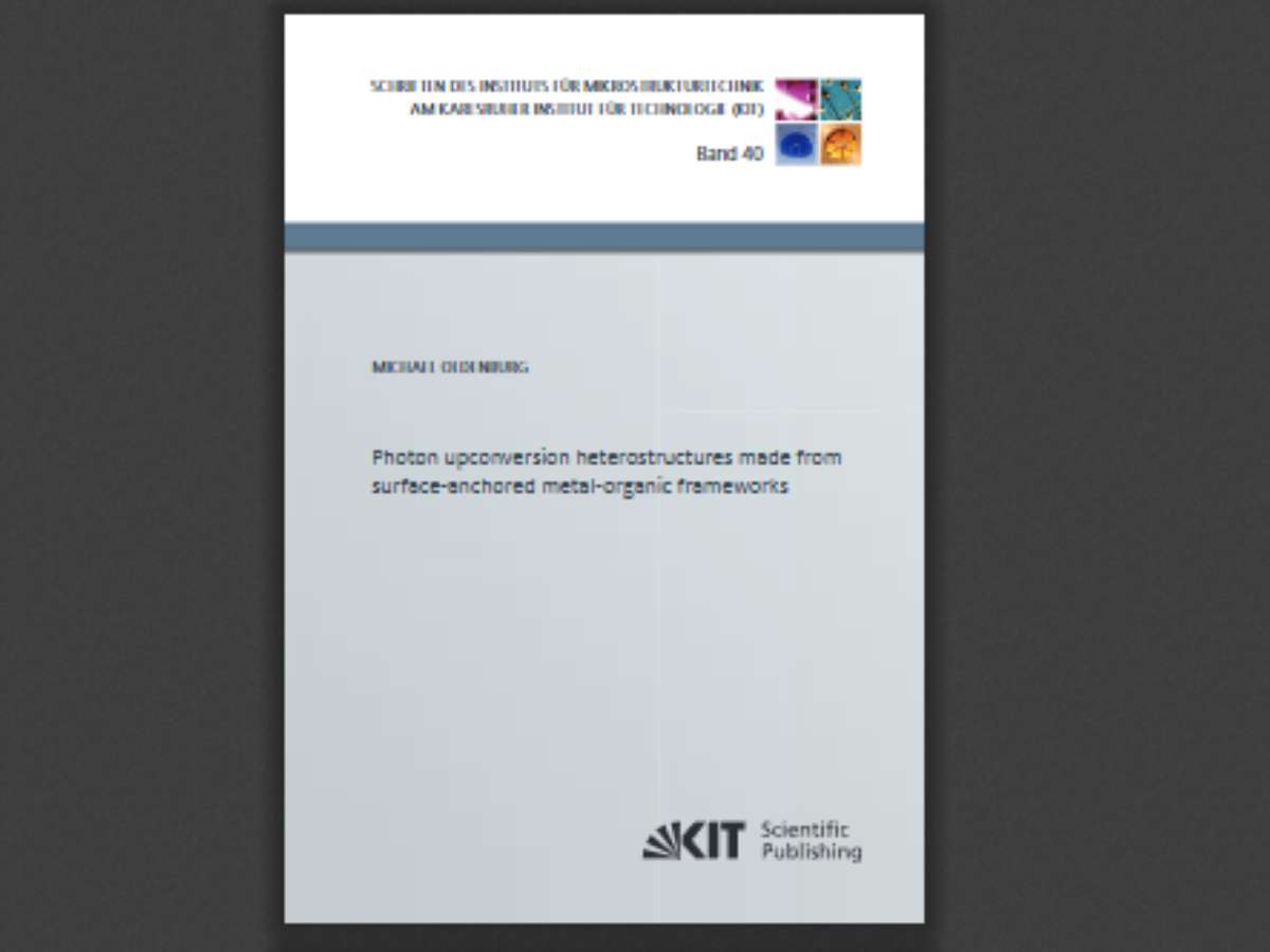 Photon upconversion heterostructures made from surface-anchored metal-organic frameworks