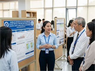 [GÓC TƯ VẤN] Thiết kế Poster học thuật: Cân bằng nội dung và hình thức